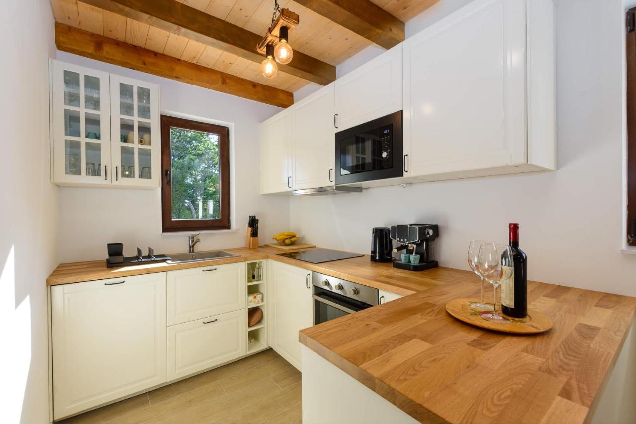 Butkovići Villa David - Luxurious Secluded Villa With A Heated Pool מראה חיצוני תמונה