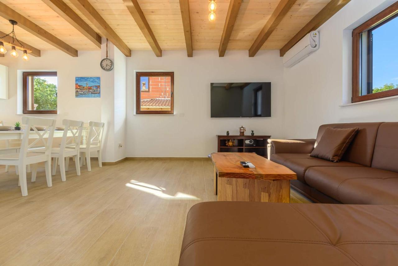 Butkovići Villa David - Luxurious Secluded Villa With A Heated Pool מראה חיצוני תמונה
