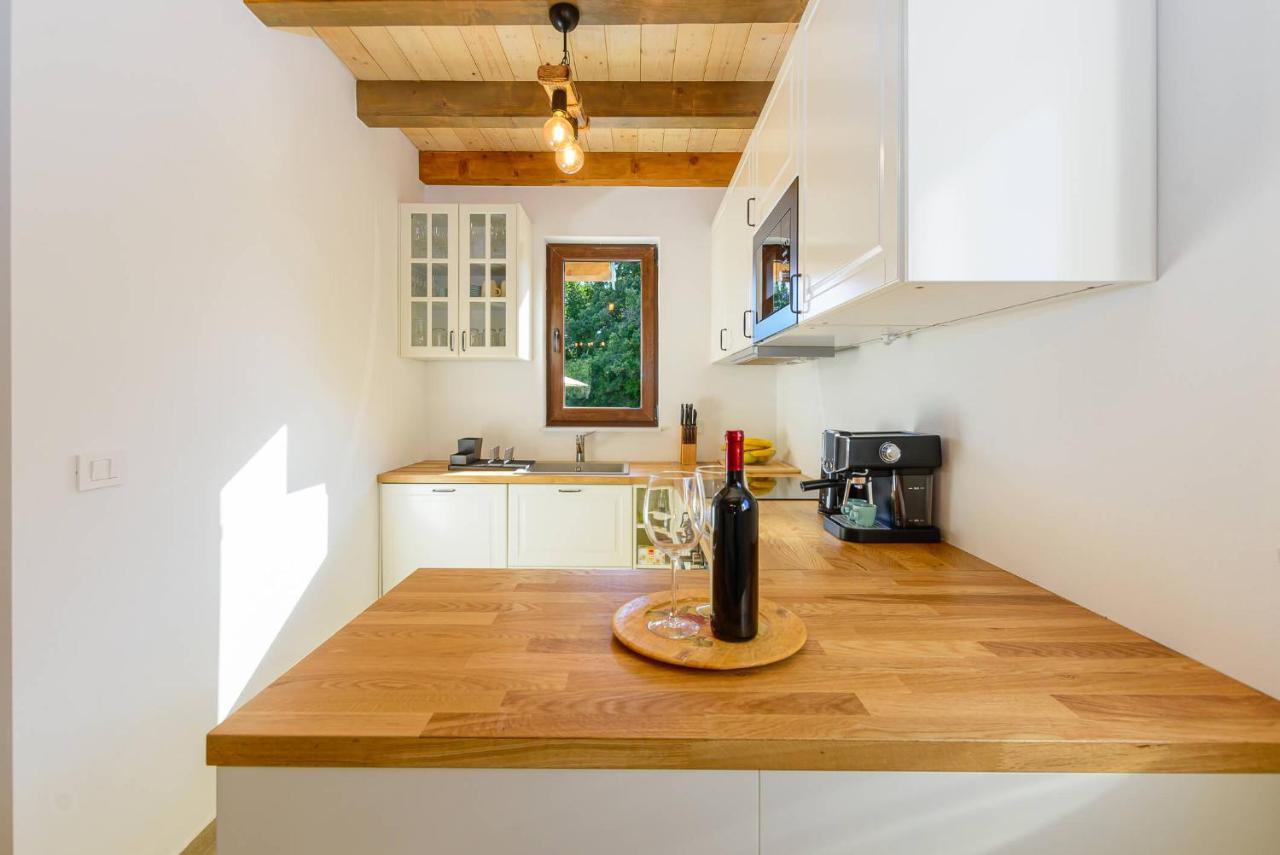 Butkovići Villa David - Luxurious Secluded Villa With A Heated Pool מראה חיצוני תמונה