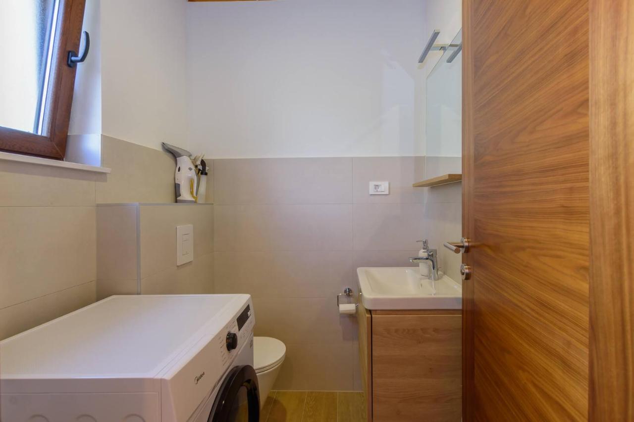 Butkovići Villa David - Luxurious Secluded Villa With A Heated Pool מראה חיצוני תמונה